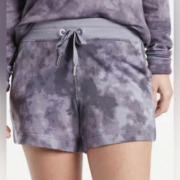 ATHLETA Balance 4” Shortie Shorts - Positive Latitudes Tempest Violet Plus 1X - Picture 1 of 10